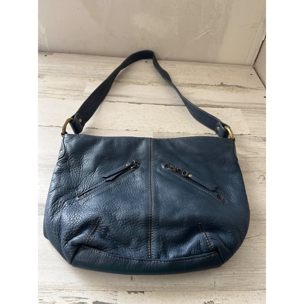 Jones New York woman’s blue genuine leather shoulder bag